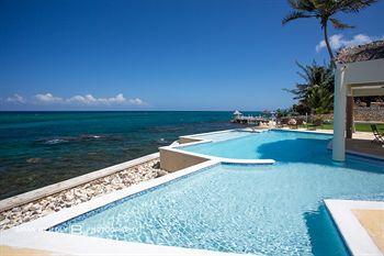 Whispering Seas Jamaica Apartment Ocho Rios Exterior photo