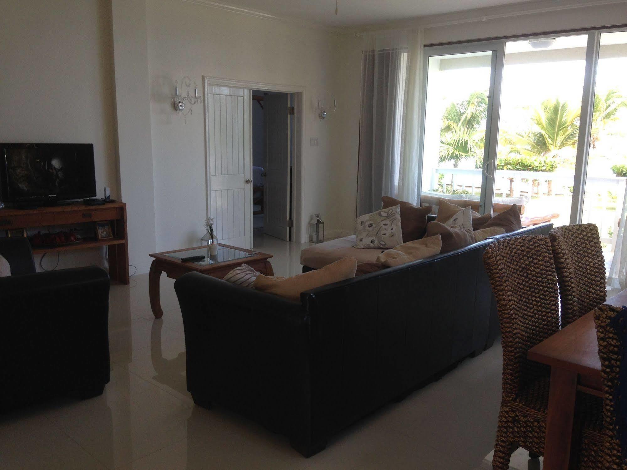 Whispering Seas Jamaica Apartment Ocho Rios Exterior photo